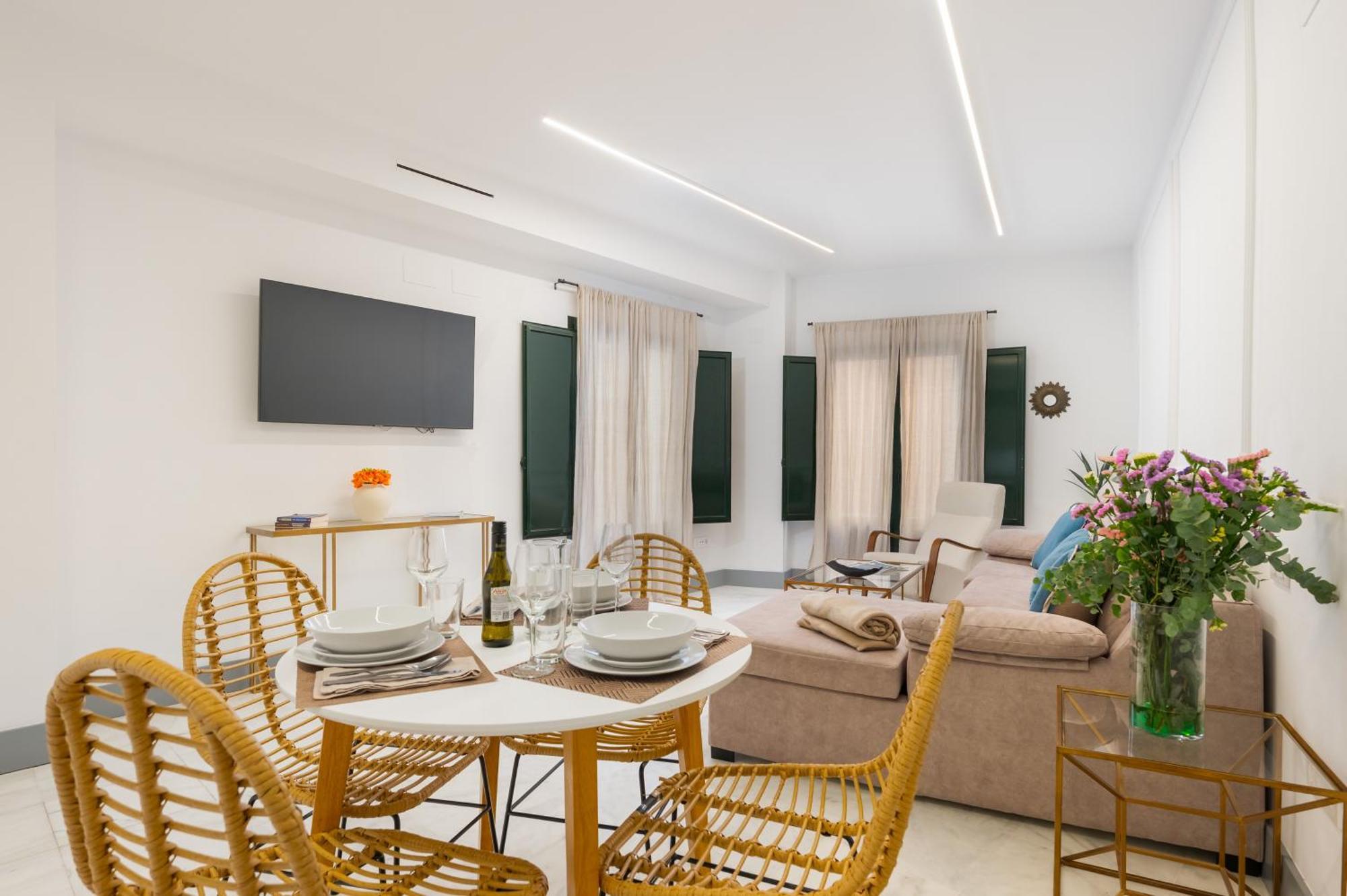 Panther Home Francos Sevilla Exterior foto