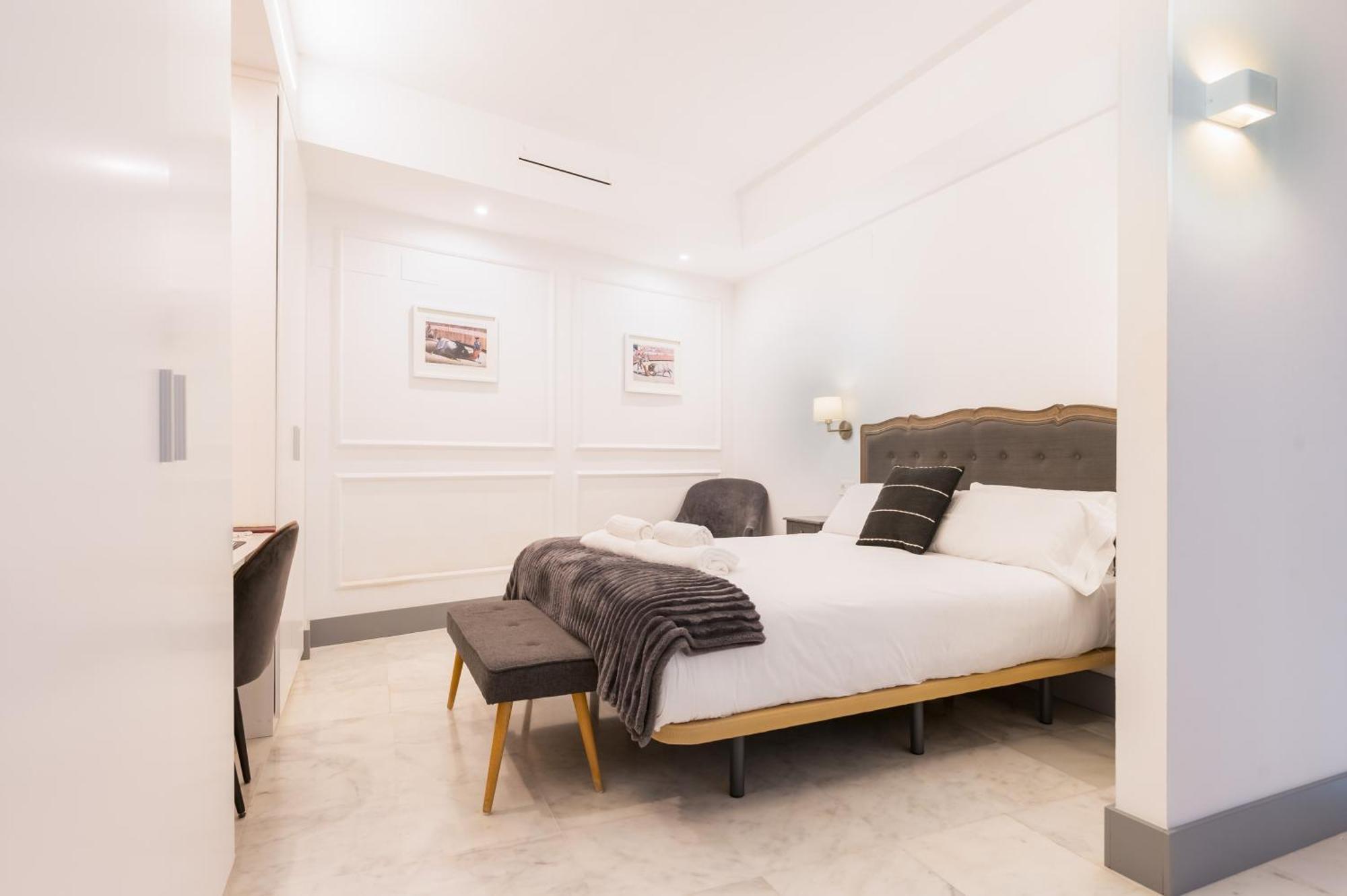 Panther Home Francos Sevilla Exterior foto